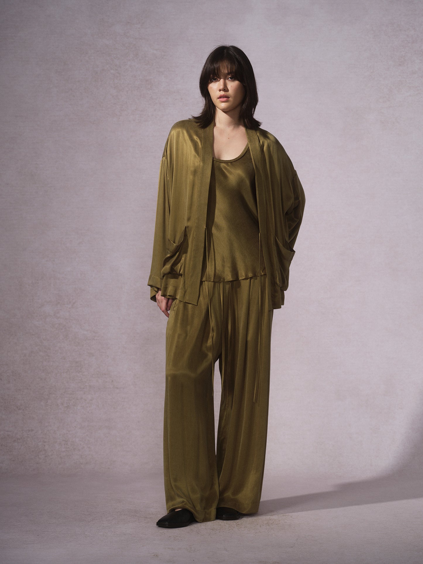 26SS 橄榄绿铜氨棉道袍2