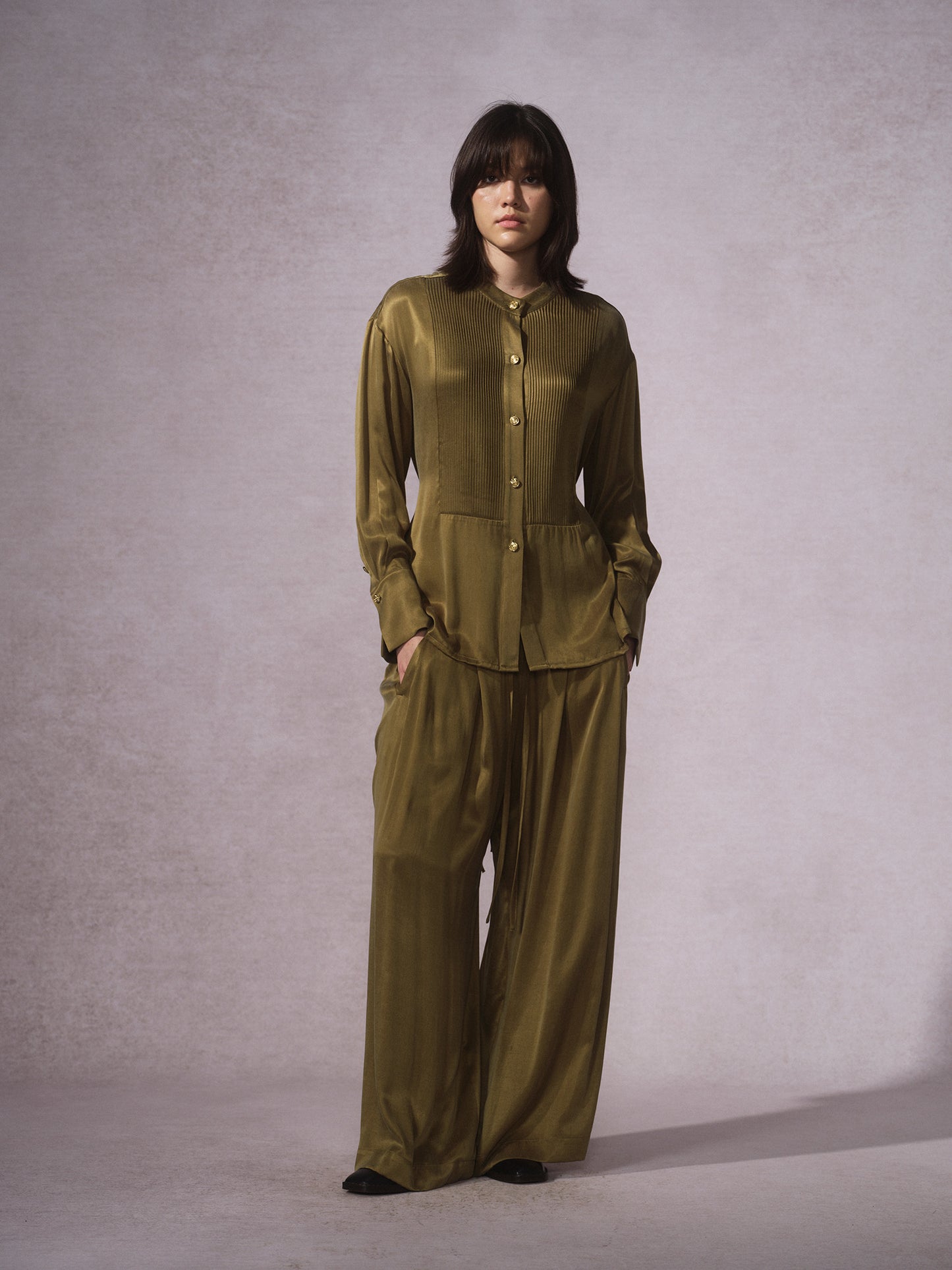 26SS 橄榄绿铜氨棉复古衬衫1