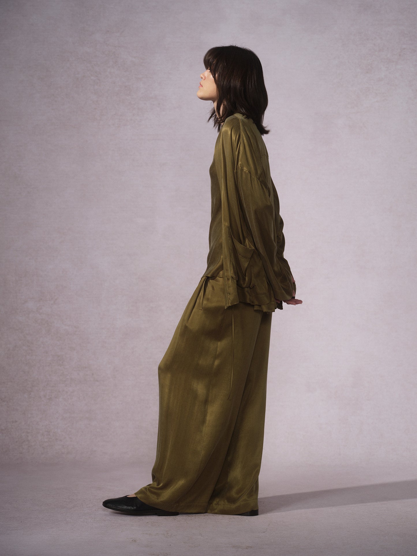 26SS 橄榄绿铜氨棉道袍3