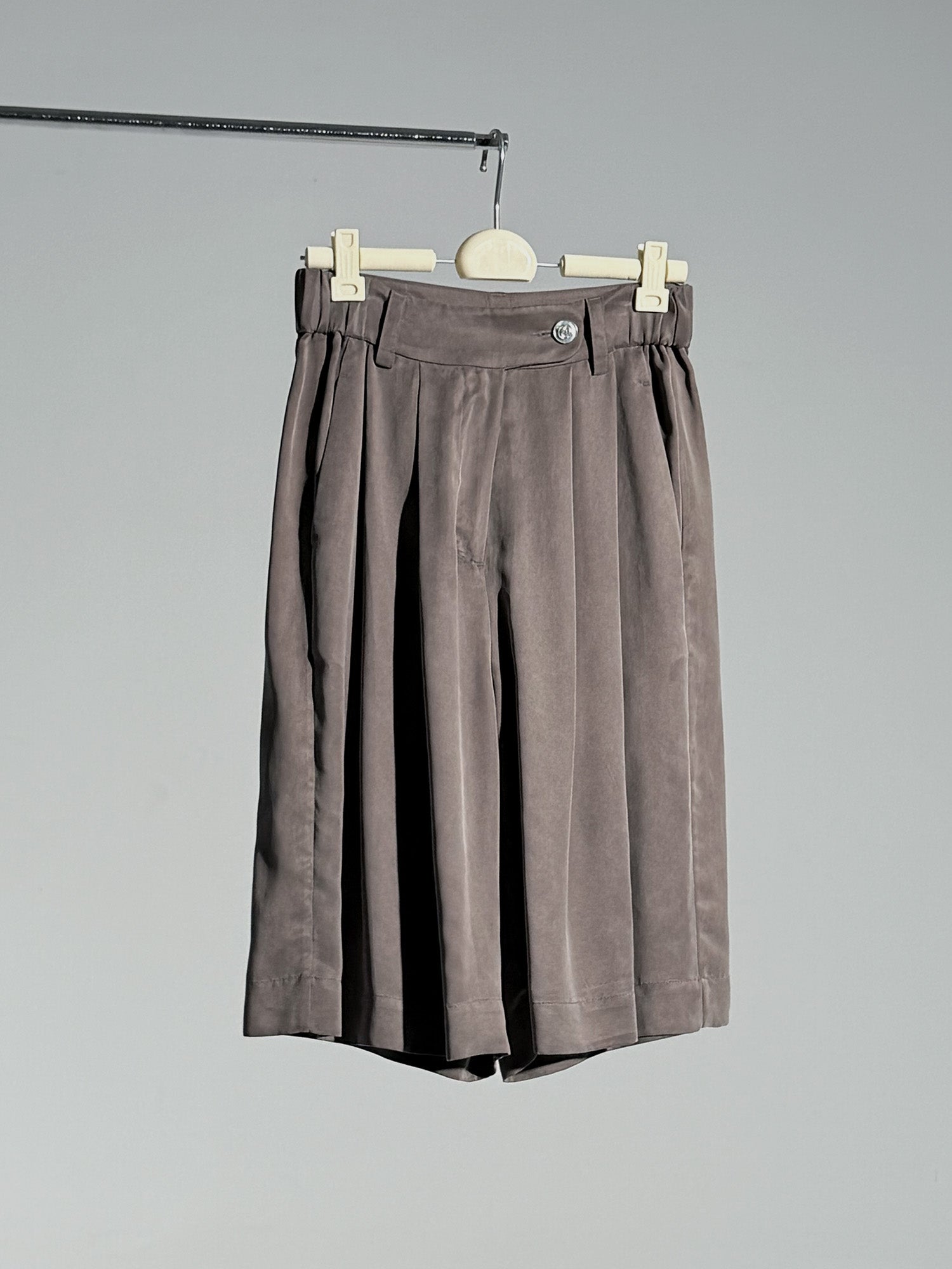 26SS 纯铜氨短裤白底图