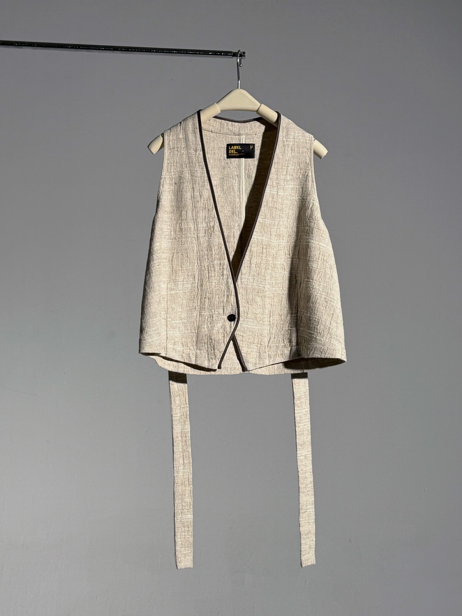 26SS 提花麻马甲白底图