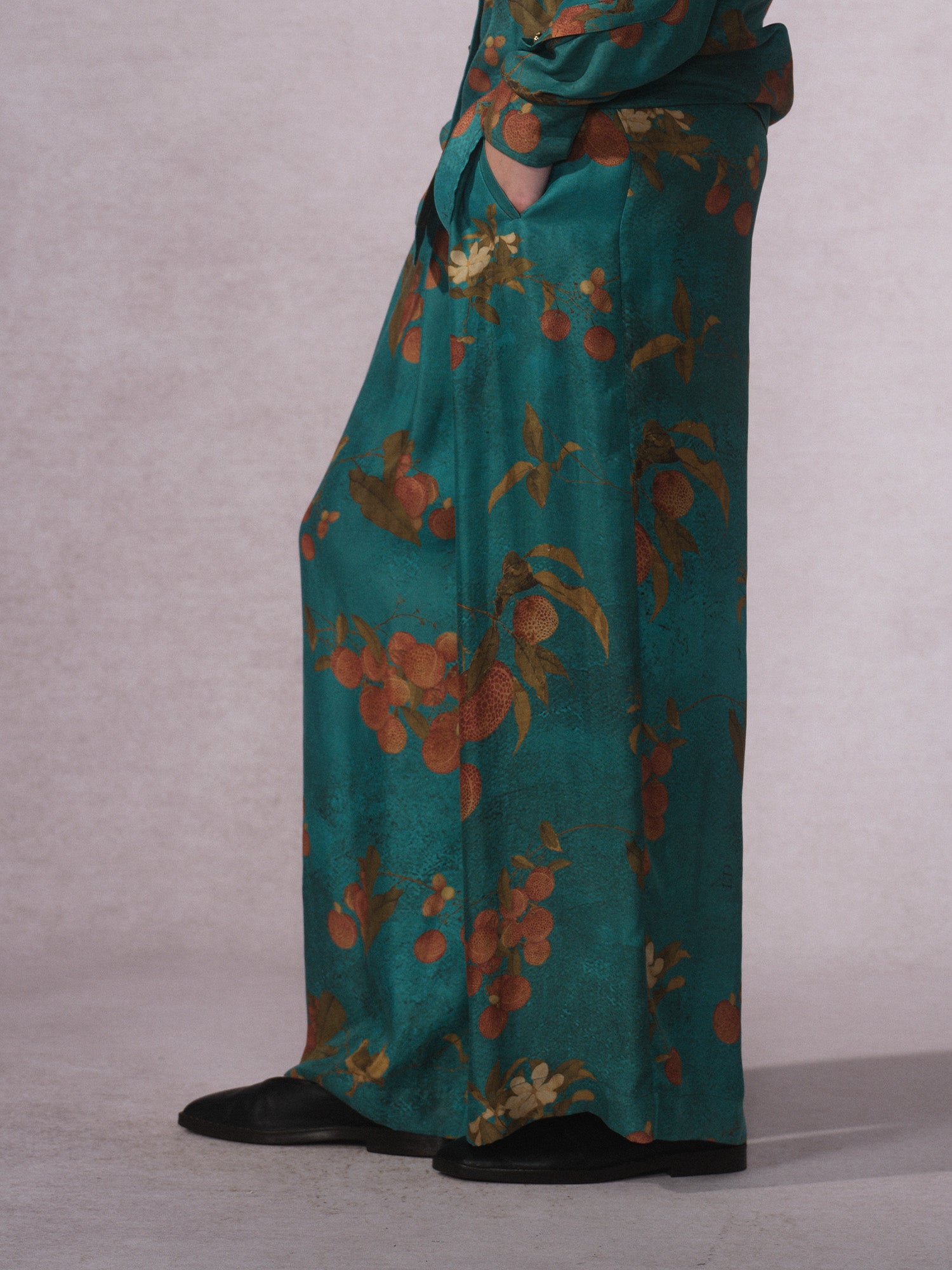 26SS 青荔枝印花铜氨长裤1