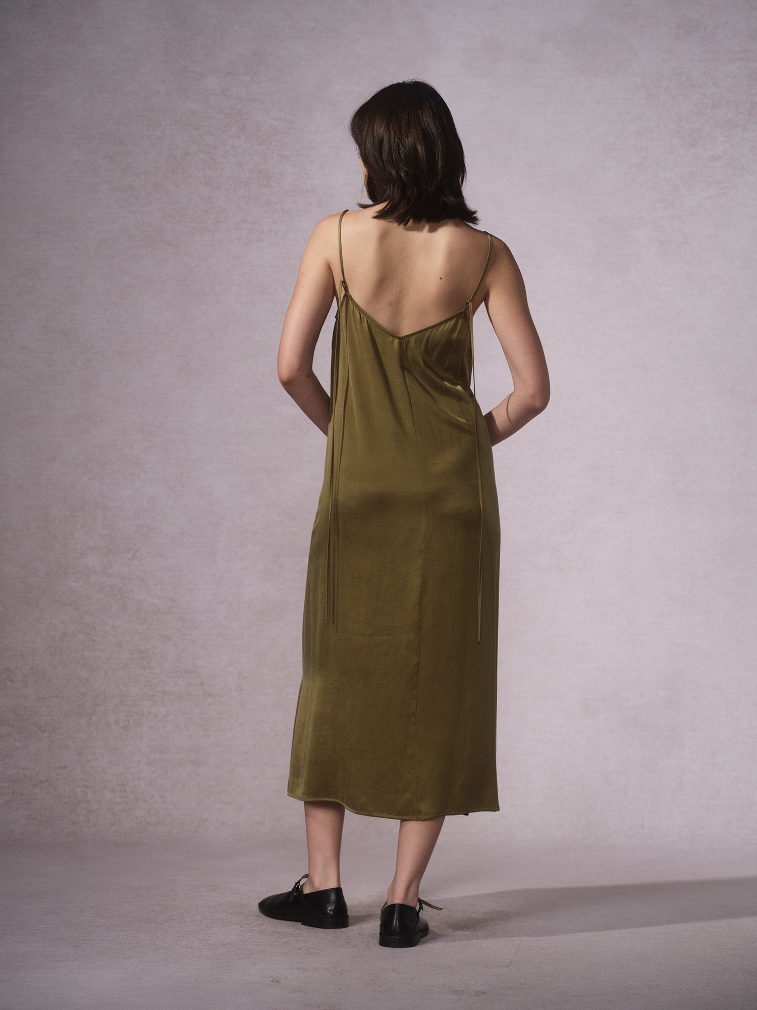 26SS 橄榄绿铜氨棉连衣裙4