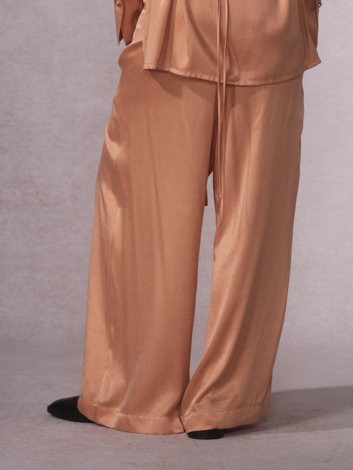 26SS 珊瑚粉铜氨棉长裤2