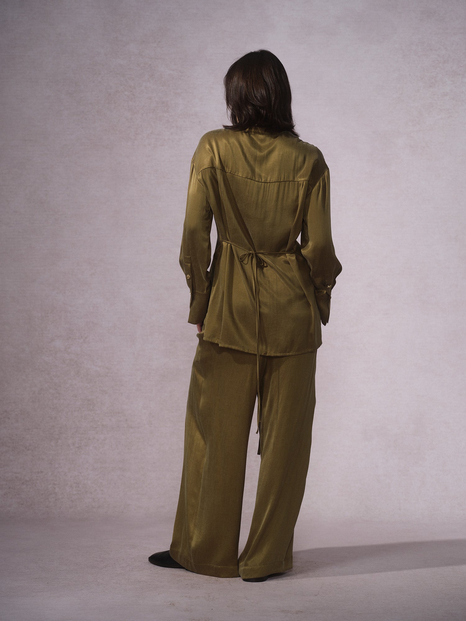 26SS 橄榄绿铜氨棉复古衬衫3