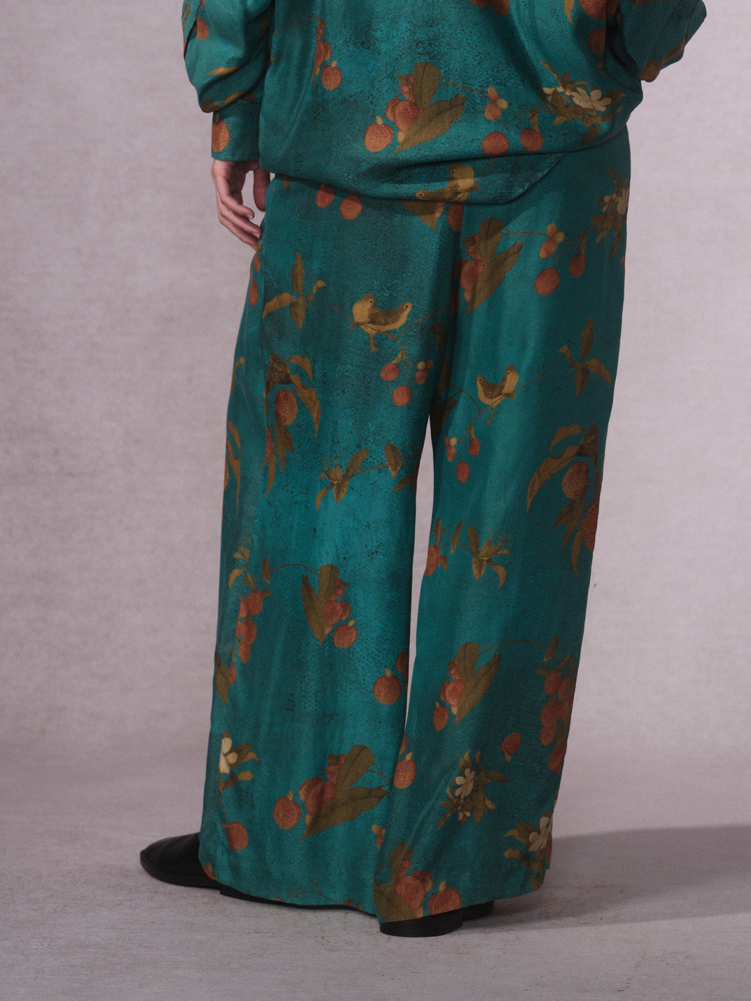 26SS 青荔枝印花铜氨长裤3