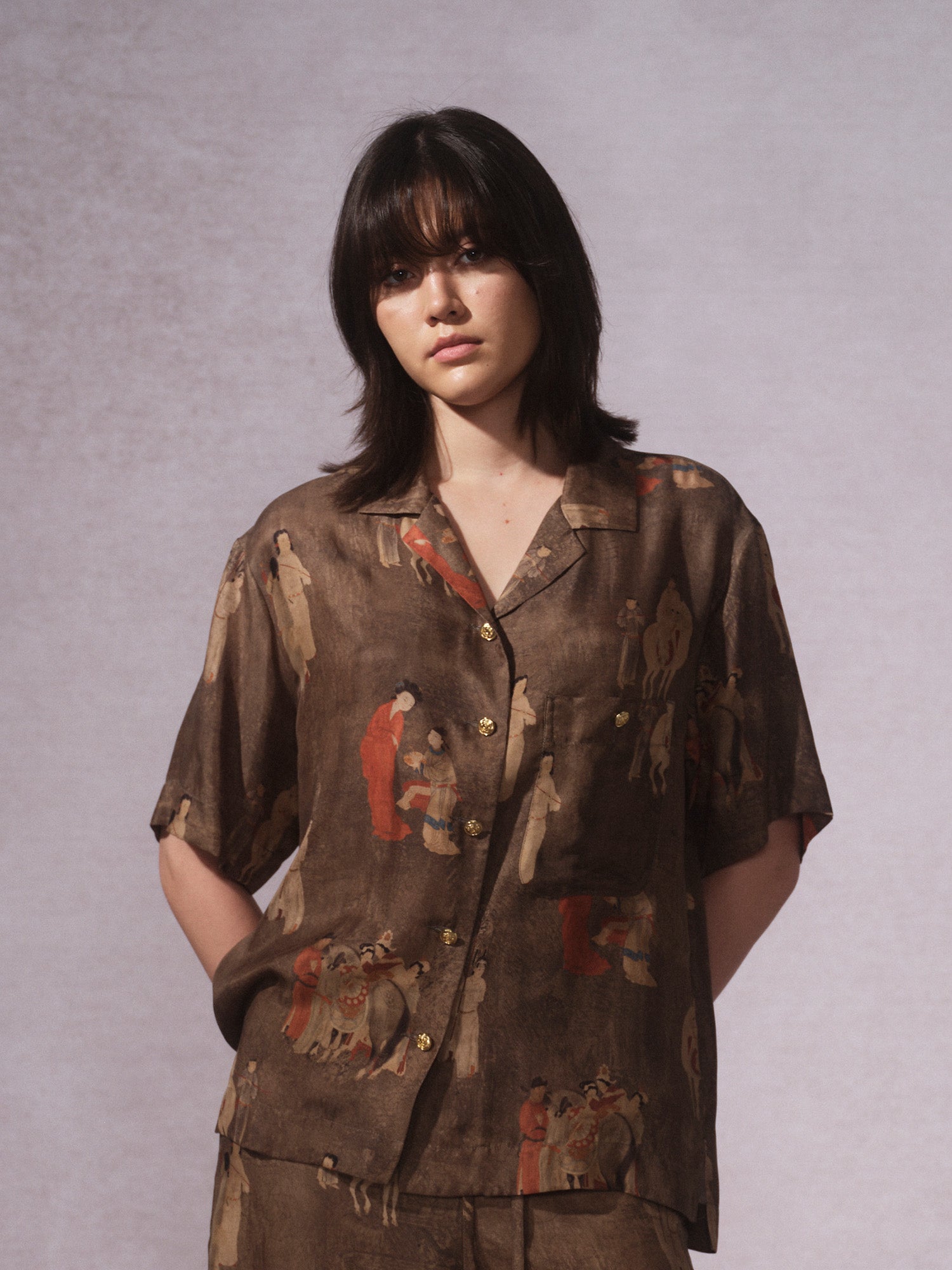 26SS 古铜人印花铜氨古巴领0