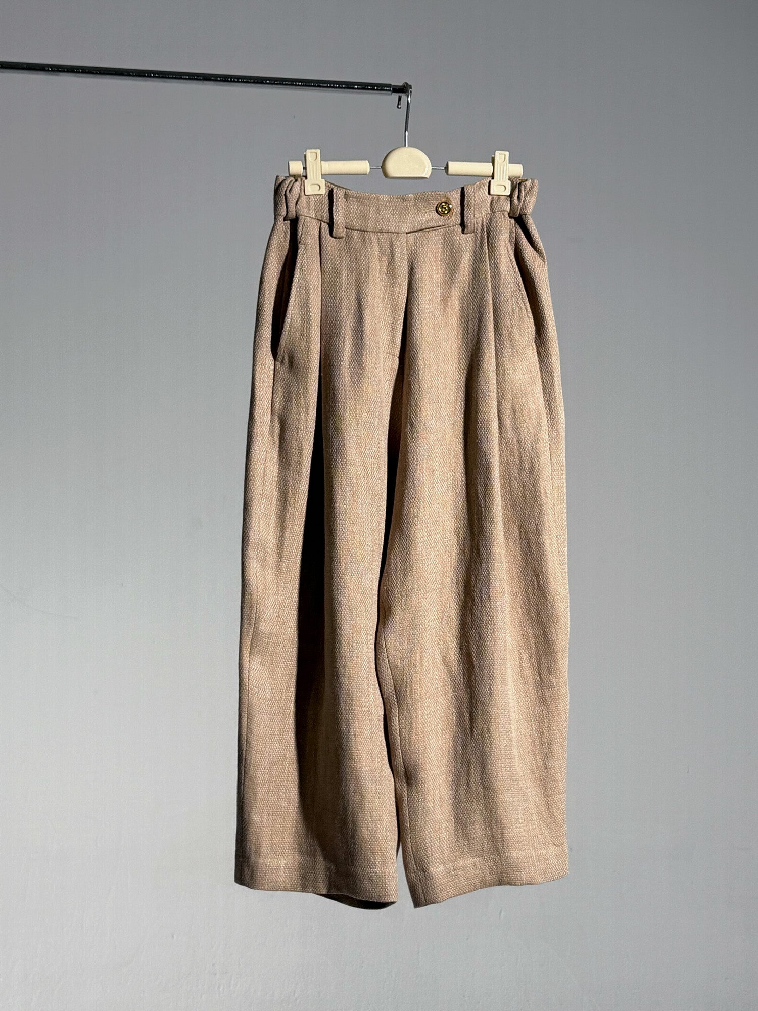 26SS 沉香黄麻九分裤白地图