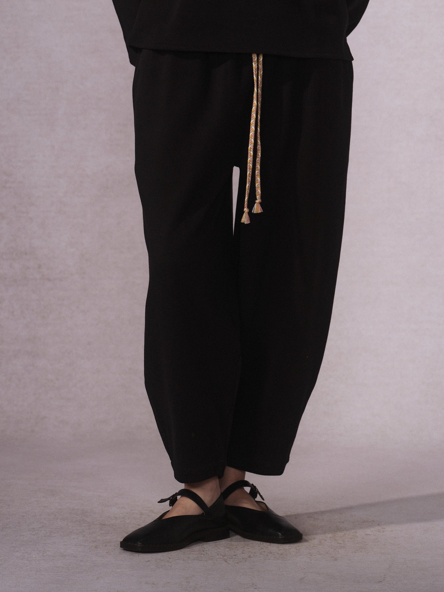 LABELDEL 25AW黑色九分卫裤2