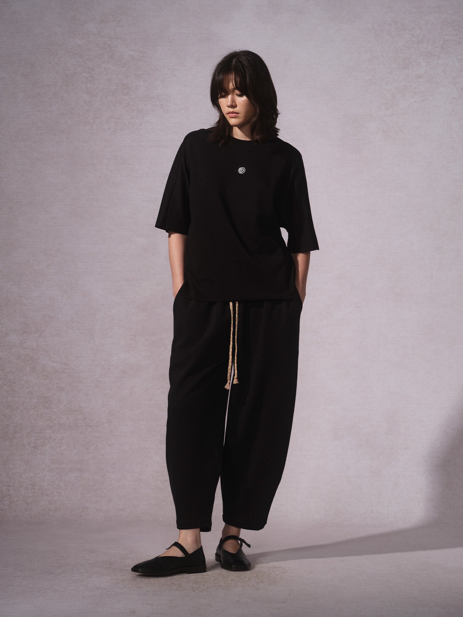 LABELDEL 25AW黑色小花T 卫裤3