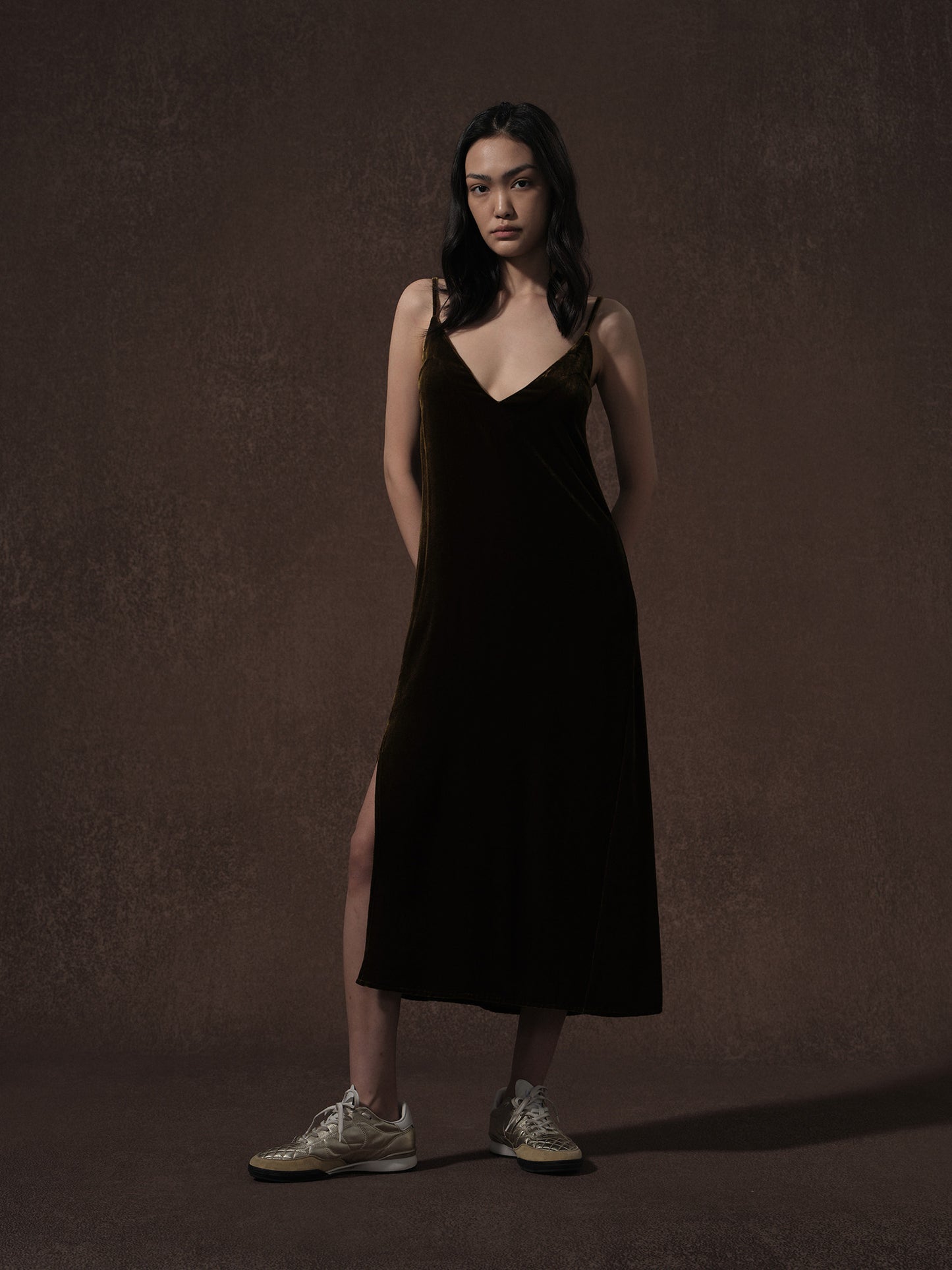 LABELDEL 25AW咖金丝绒连衣裙2