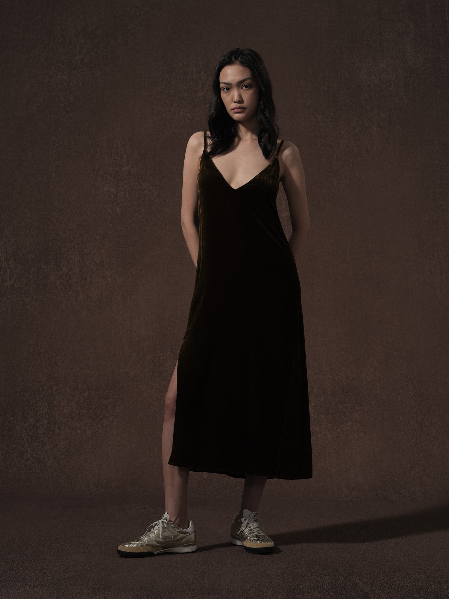 LABELDEL 25AW咖金丝绒连衣裙2