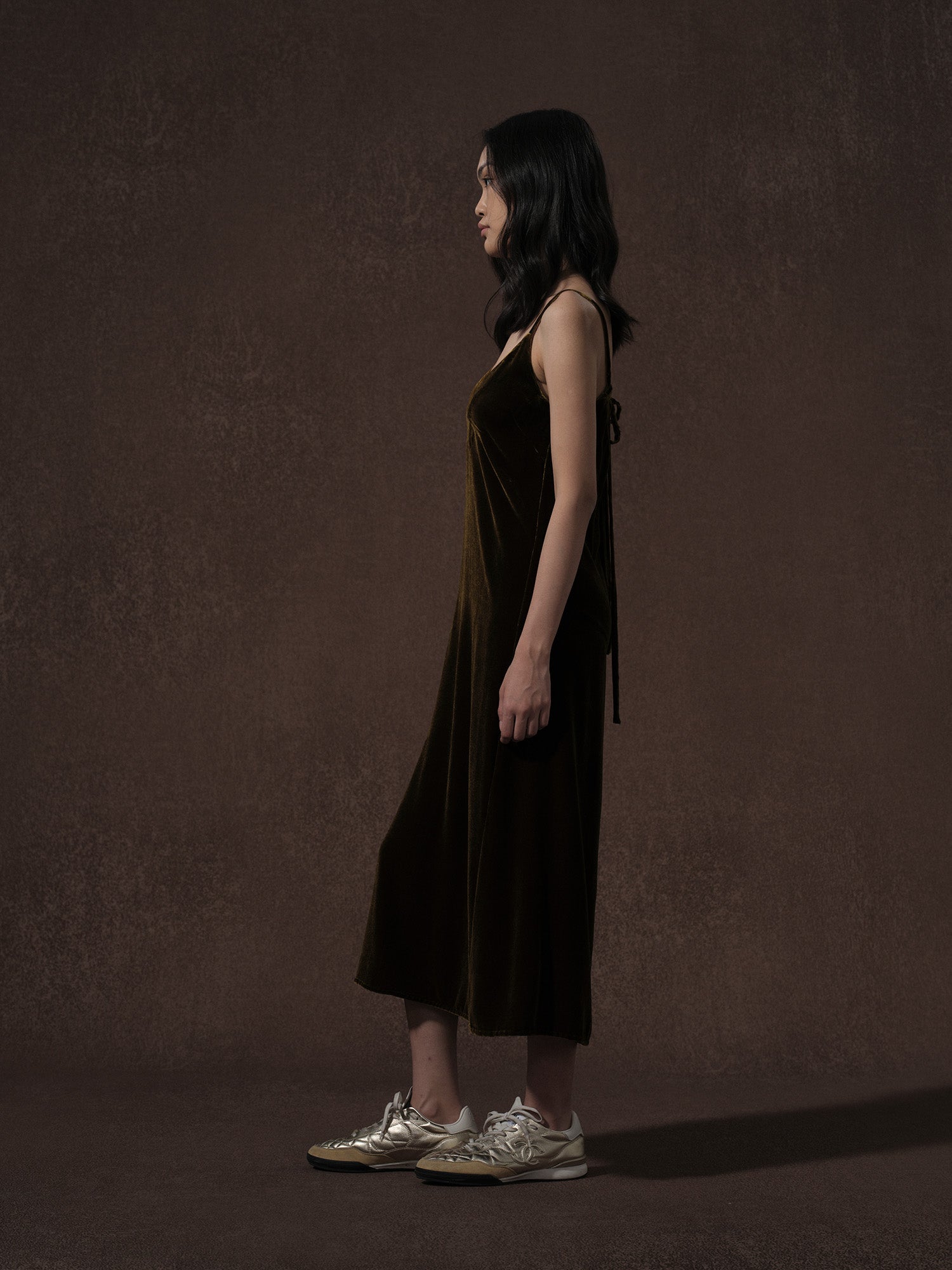 LABELDEL 25AW咖金丝绒连衣裙3