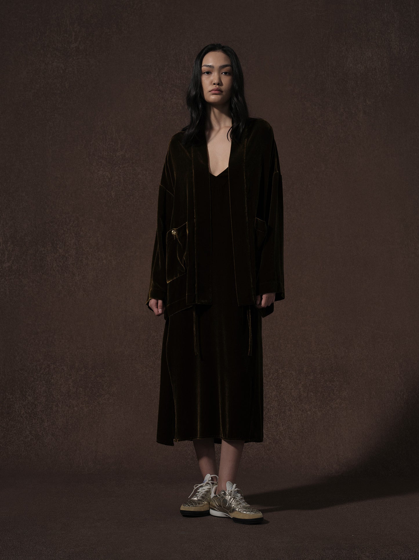 LABELDEL 25AW咖金丝绒连衣裙 道袍1