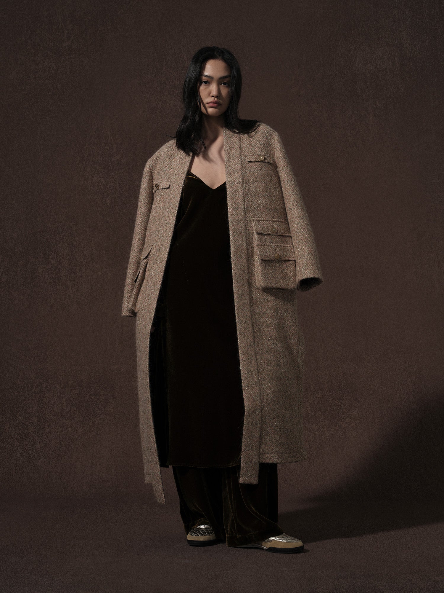 LABELDEL 25AW咖金丝绒连衣裙 鱼鳞纹粗花呢六袋大衣2