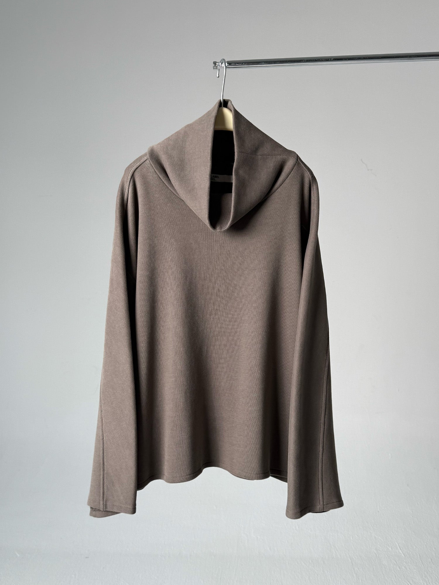 LABELDEL 25AW 深灰高领卫衣白底图