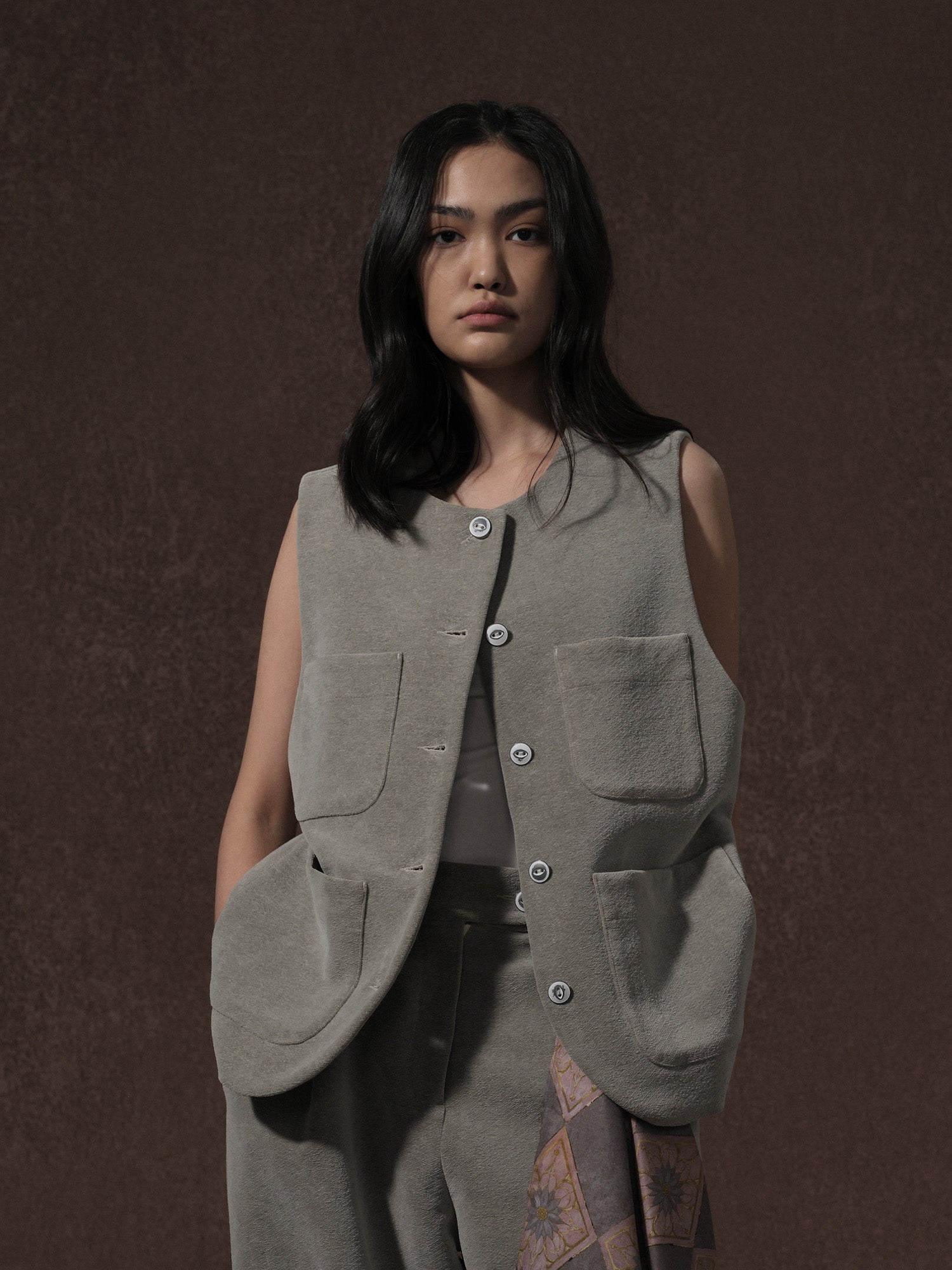 LABELDEL 25AW灰色平绒四袋马甲0