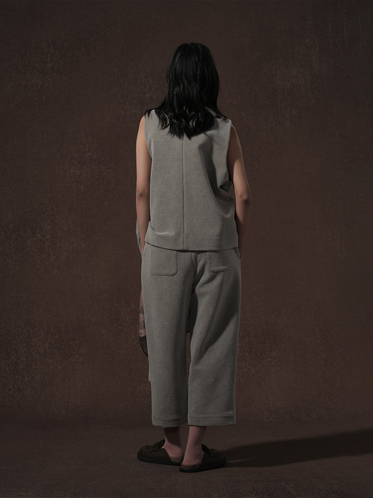 LABELDEL 25AW灰色平绒四袋马甲裤子3