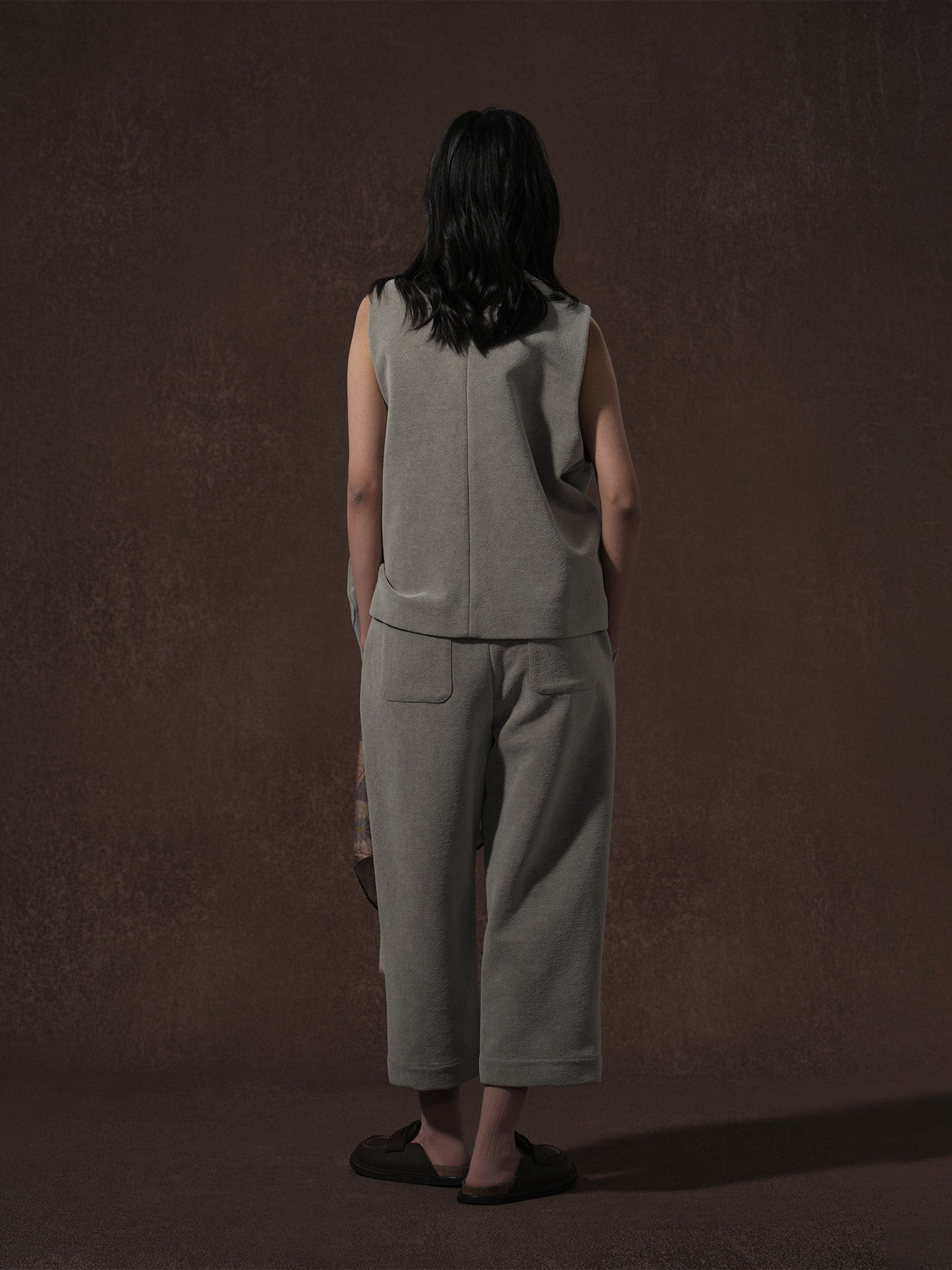 LABELDEL 25AW灰色平绒四袋马甲裤子3