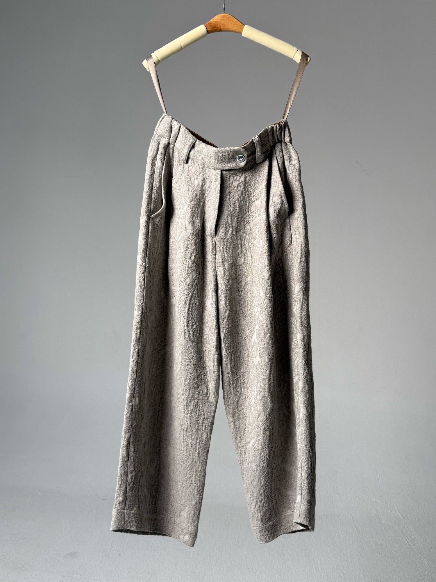 LABELDEL 25AW亚麻提花九分裤白底图