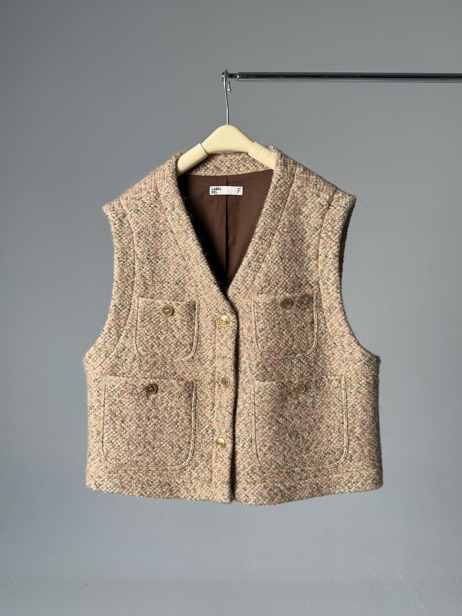 LABELDEL 25AW鱼鳞纹粗花呢四袋马甲 白底图