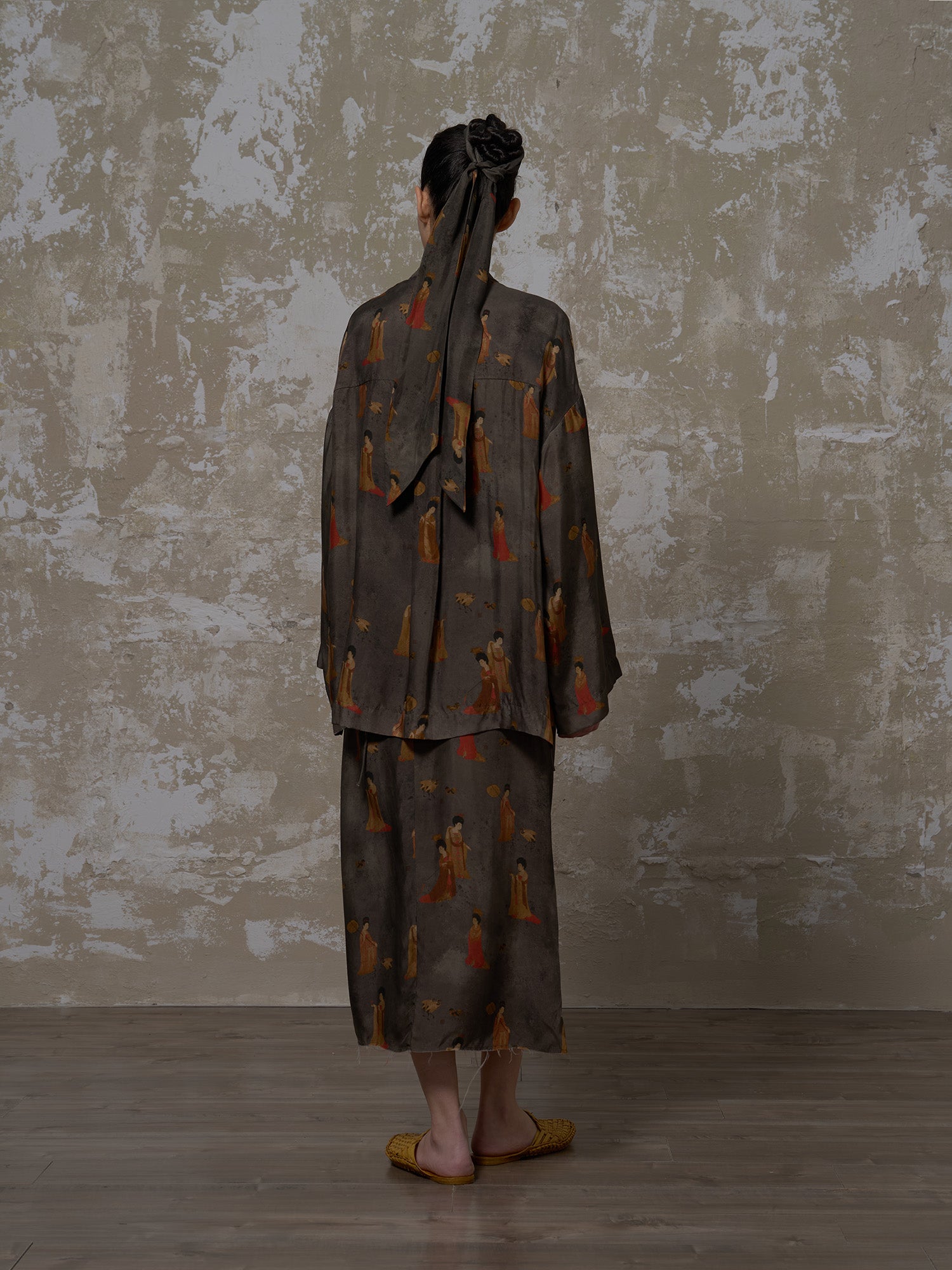 LABELDEL 25SS簪花仕女图铜氨印花道袍3