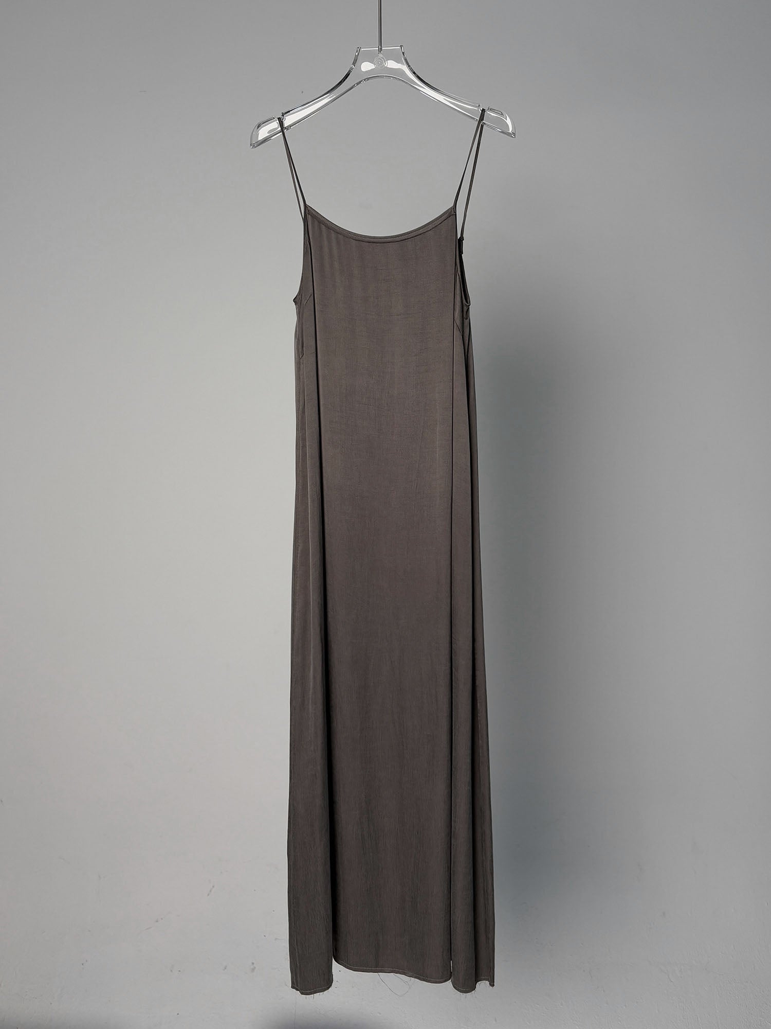 LABELDEL 25SS青灰铜氨连衣裙白底图