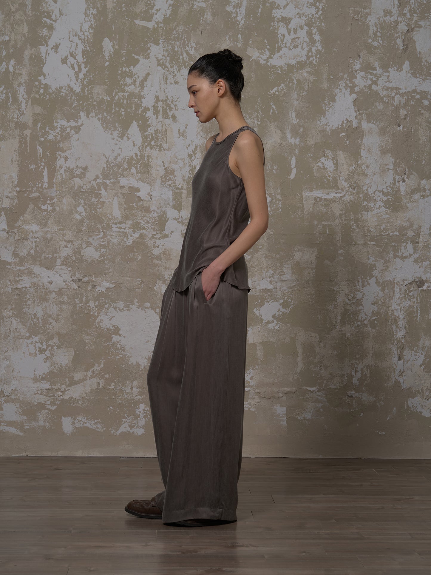 LABELDEL 25SS青灰铜氨圆领背心2