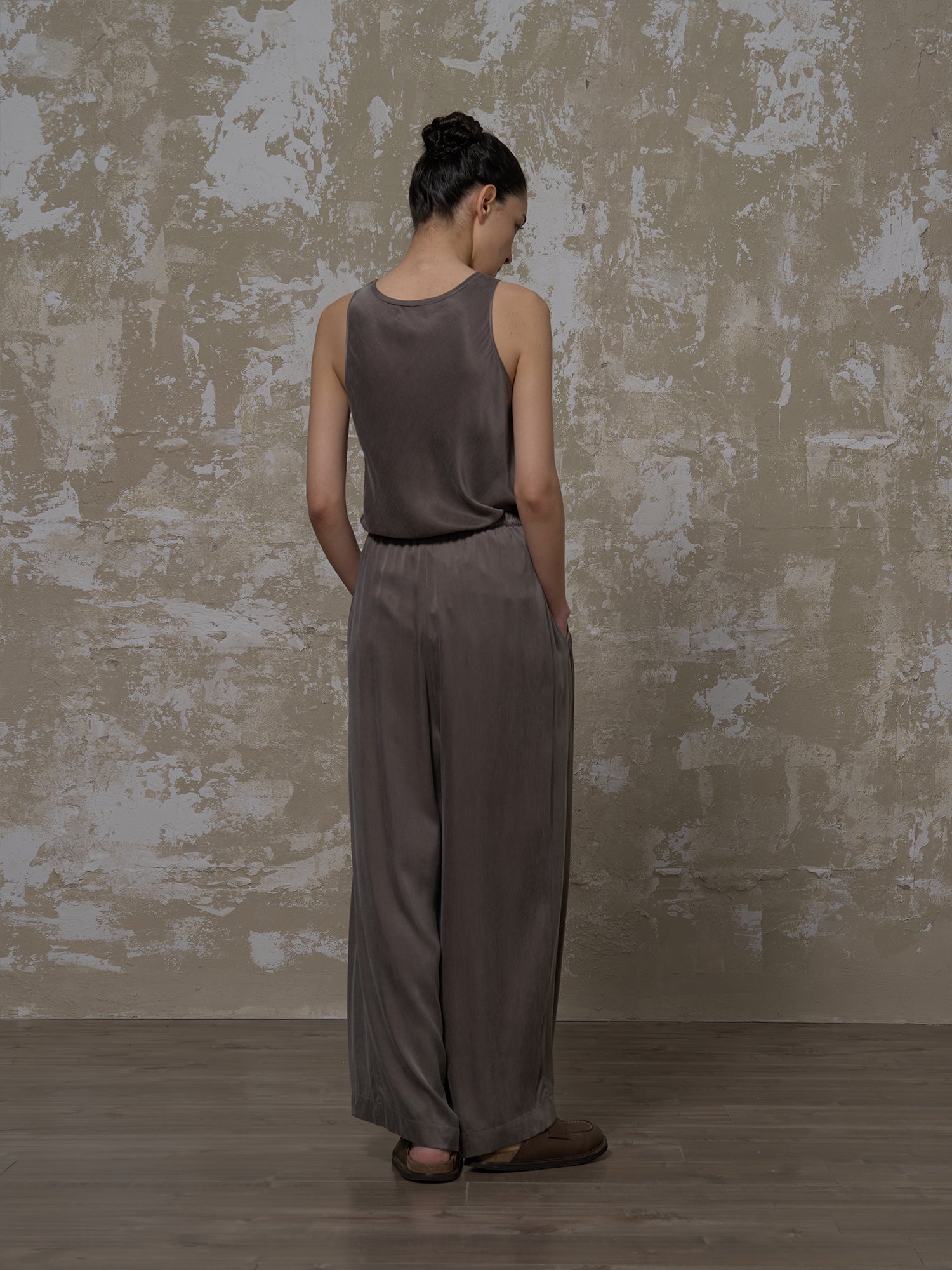 LABELDEL 25SS青灰铜氨圆领背心3