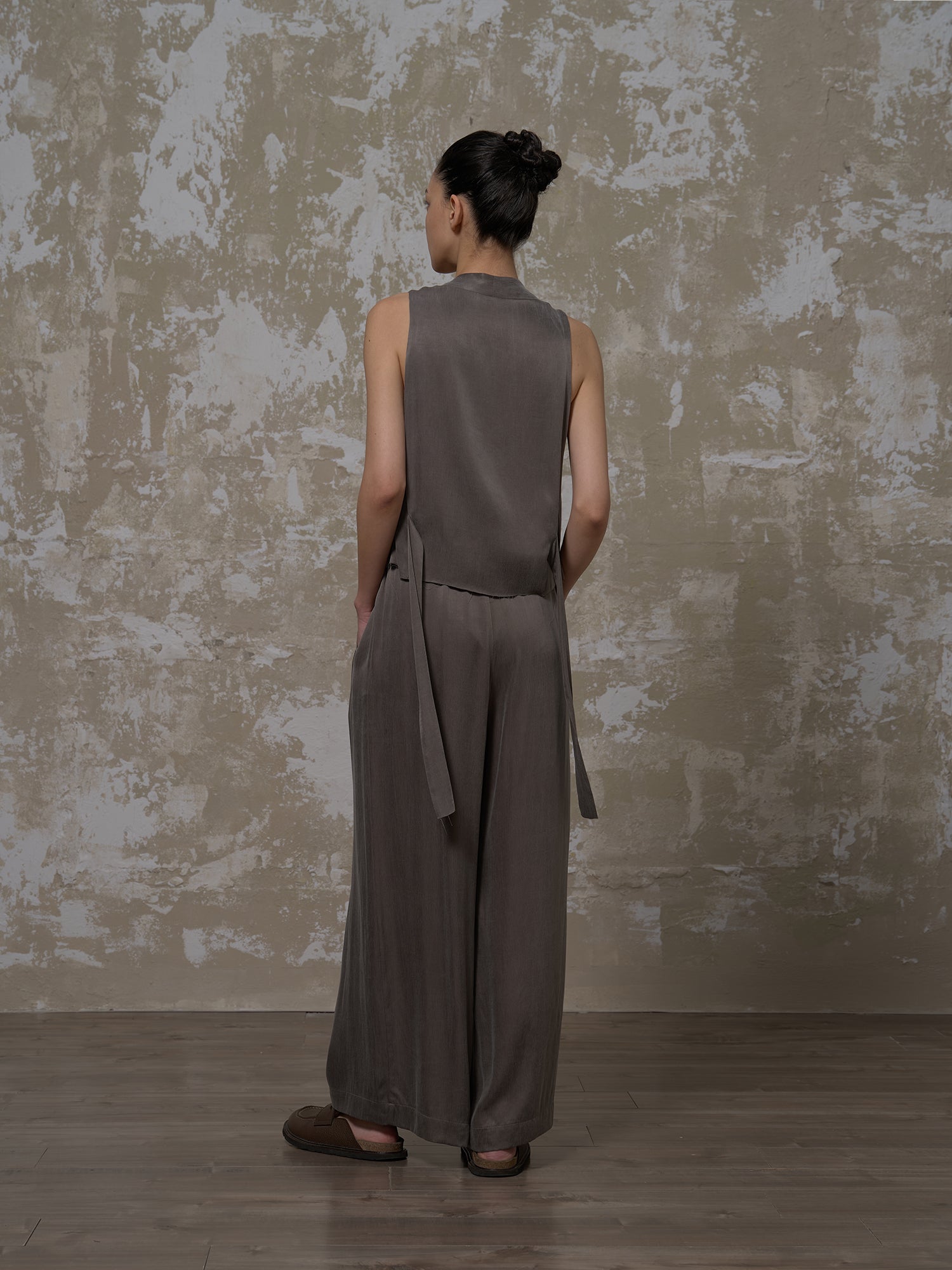 LABELDEL 25SS青灰铜氨马甲3