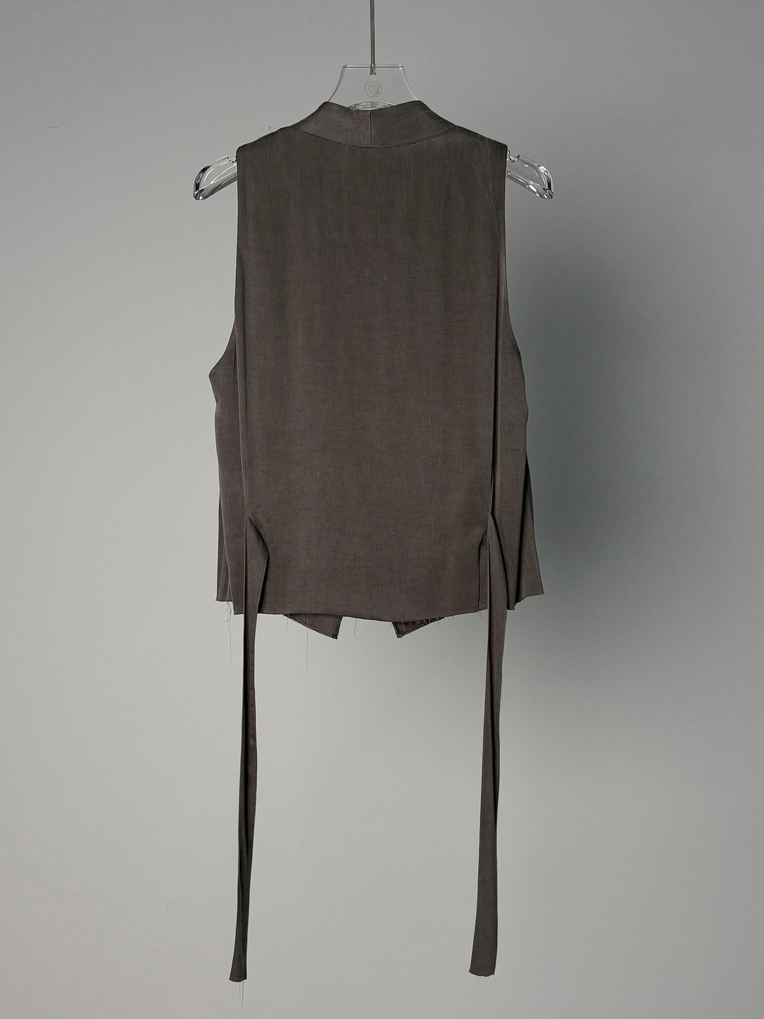 LABELDEL 25SS青灰铜氨马甲白底图2