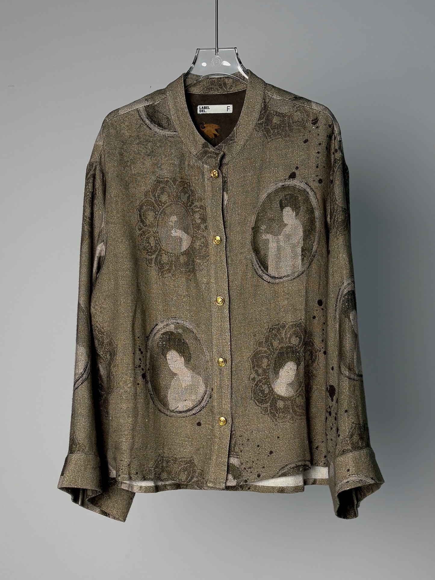 LABELDEL 25SS簪花仕女图绿麻印花长袖衬衫白底图