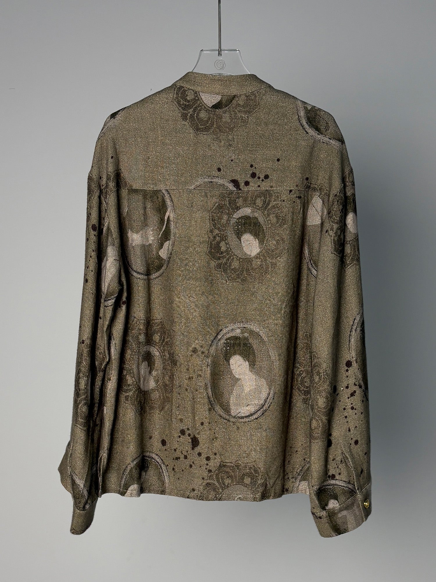 LABELDEL 25SS簪花仕女图绿麻印花长袖衬衫白底图2