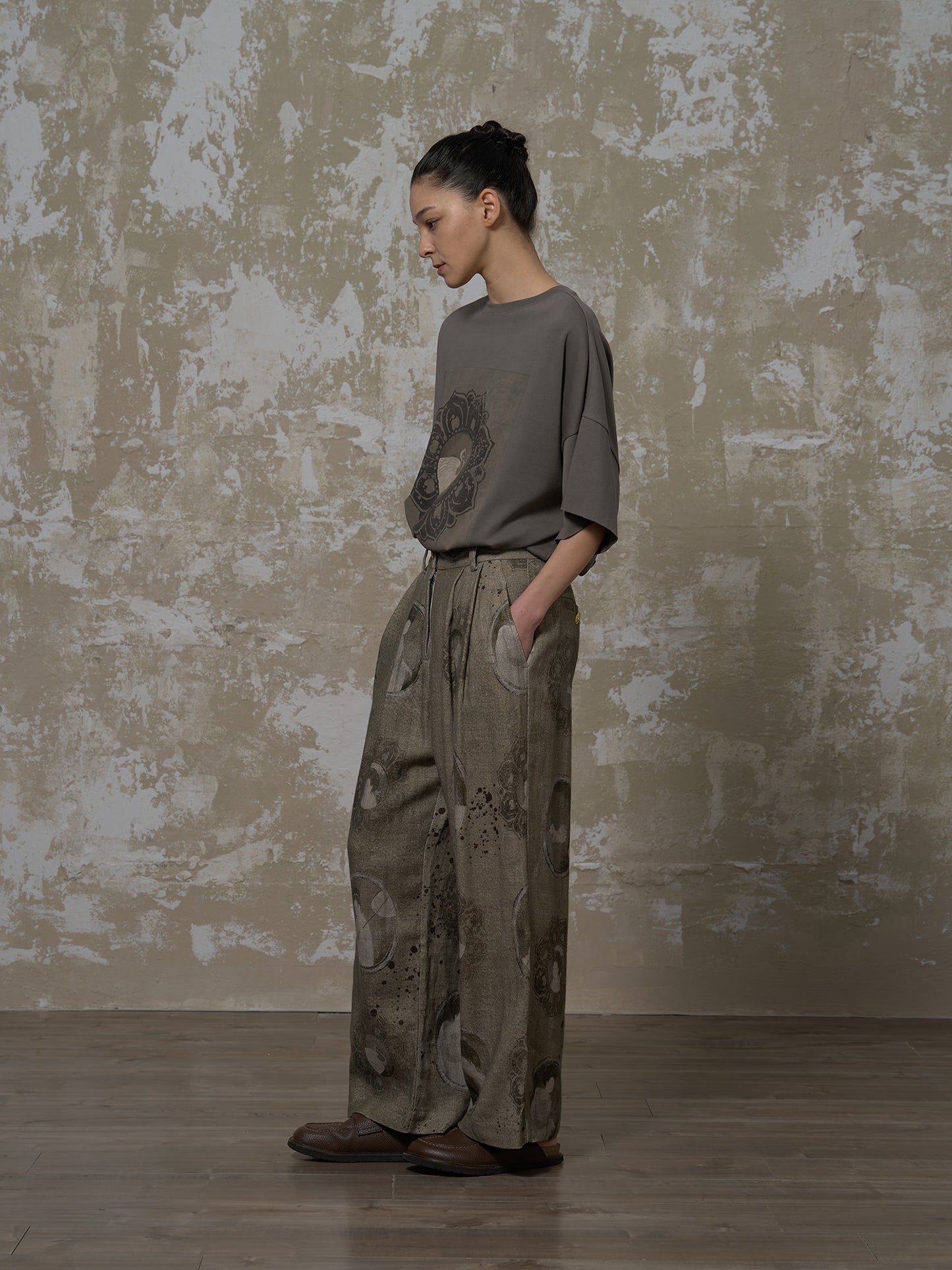 LABELDEL 25SS簪花仕女图绿麻印花长裤2