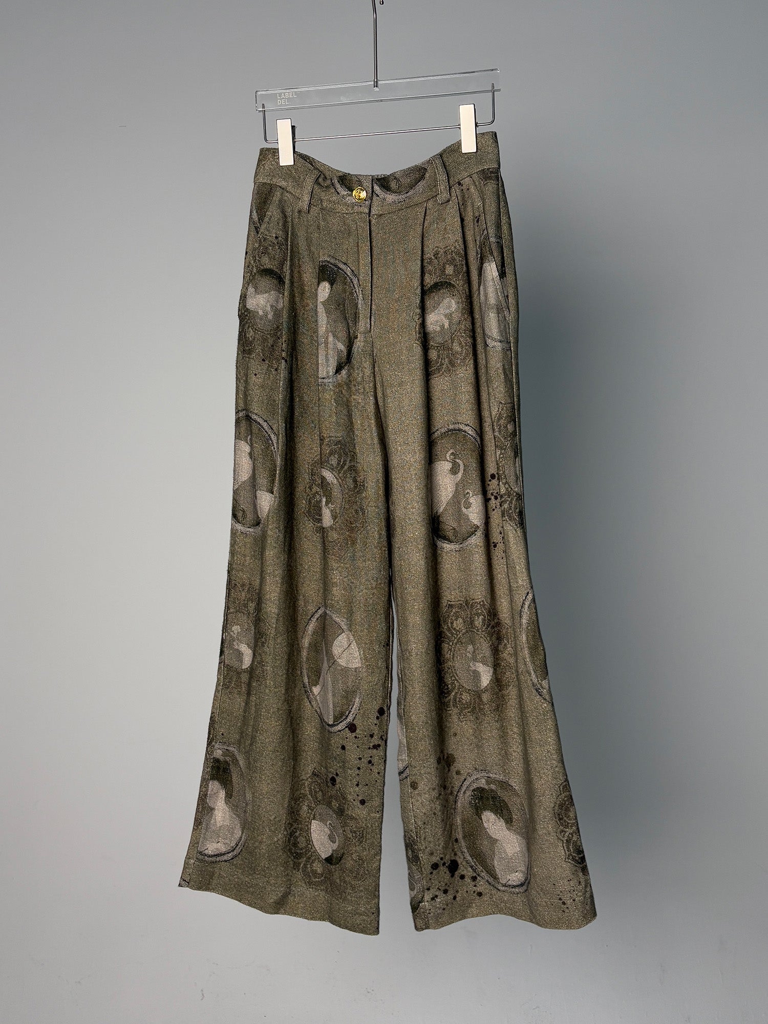 LABELDEL 25SS簪花仕女图绿麻印花长裤白底图