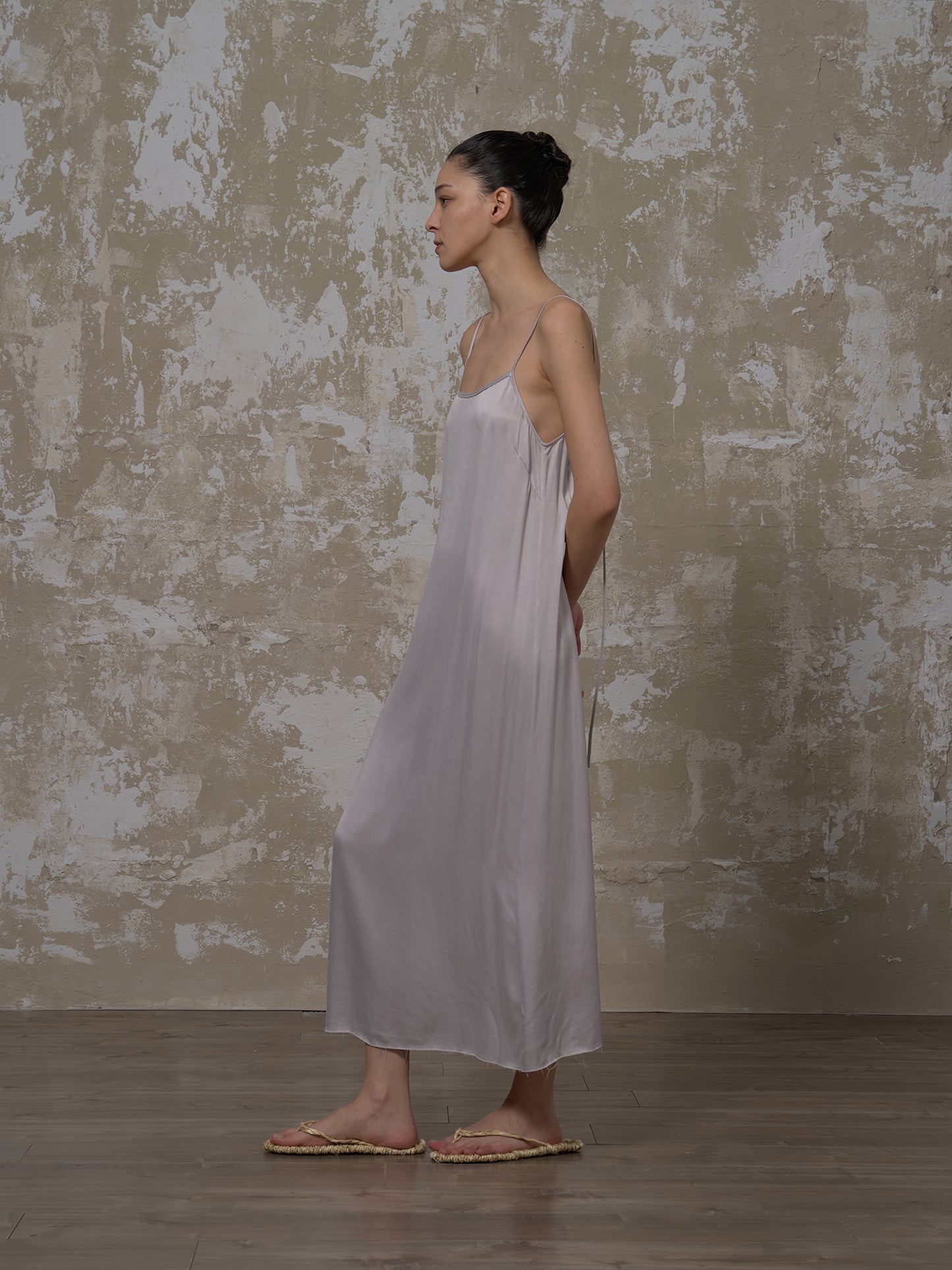 LABELDEL 25SS银灰铜氨连衣裙2