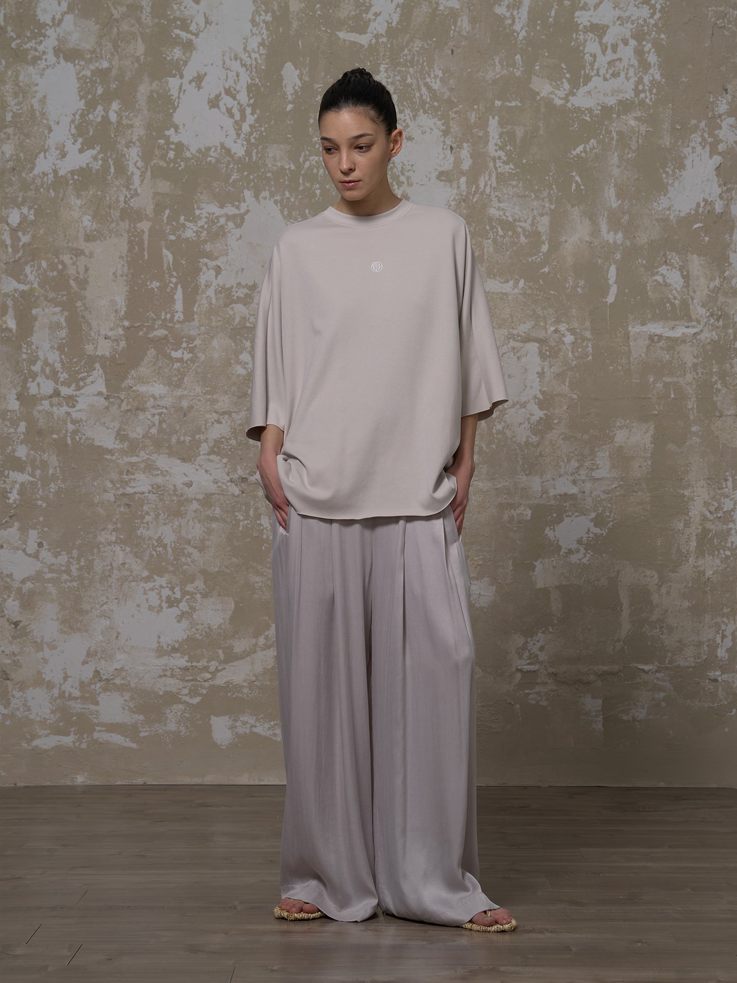 LABELDEL 25SS银灰小花T恤1