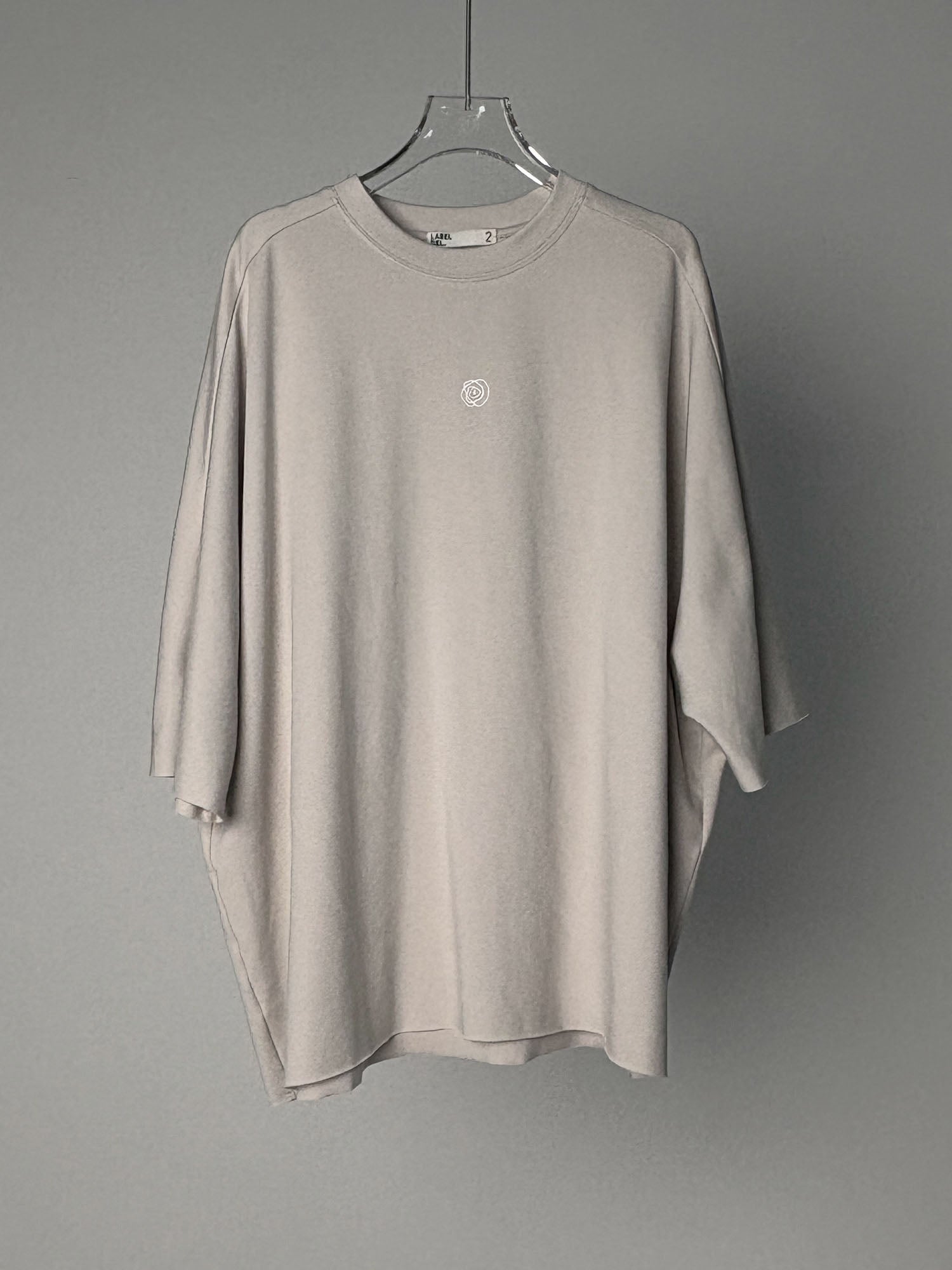 LABELDEL 25SS银灰小花T恤白底图