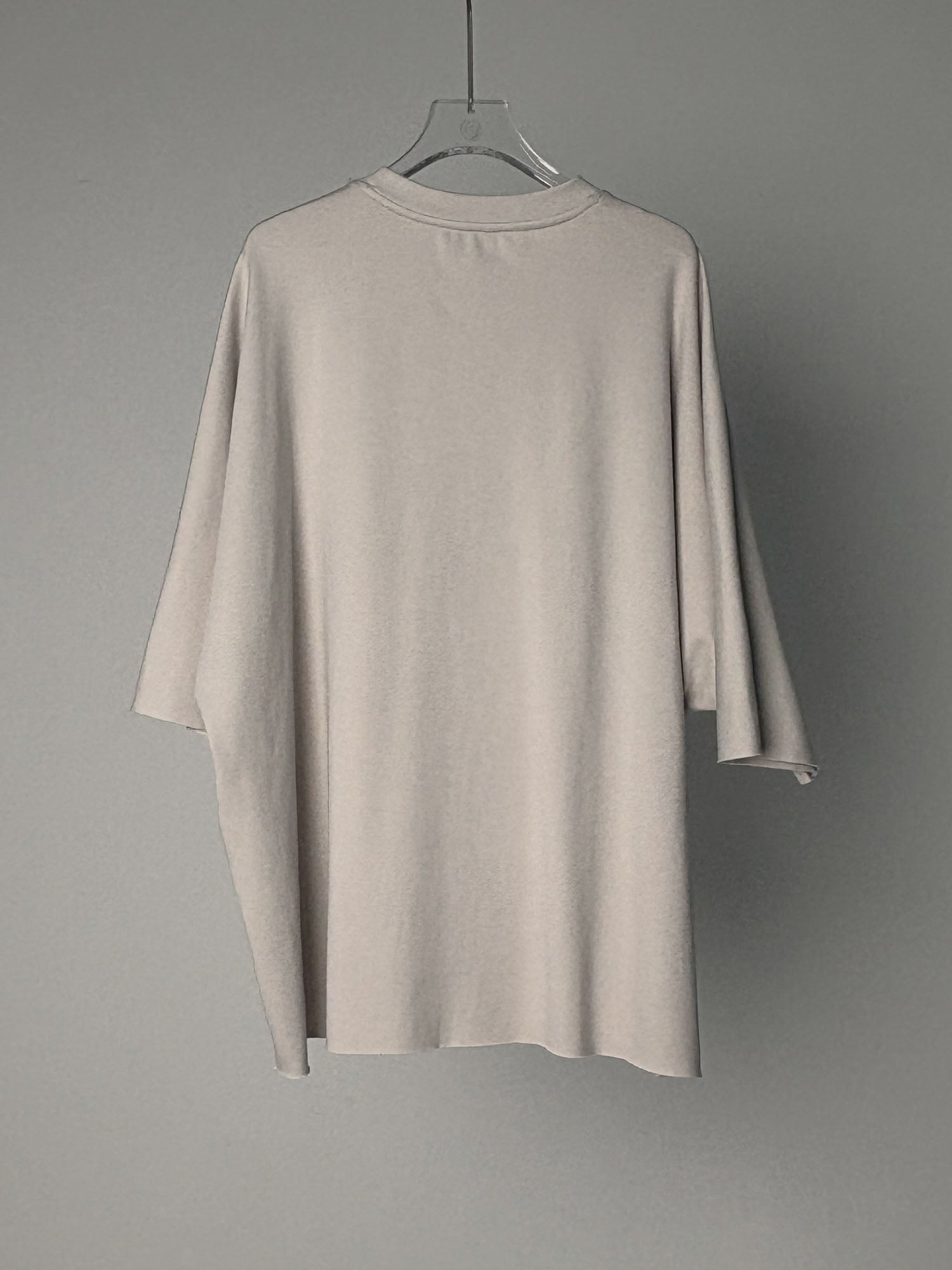 LABELDEL 25SS银灰小花T恤白底图2