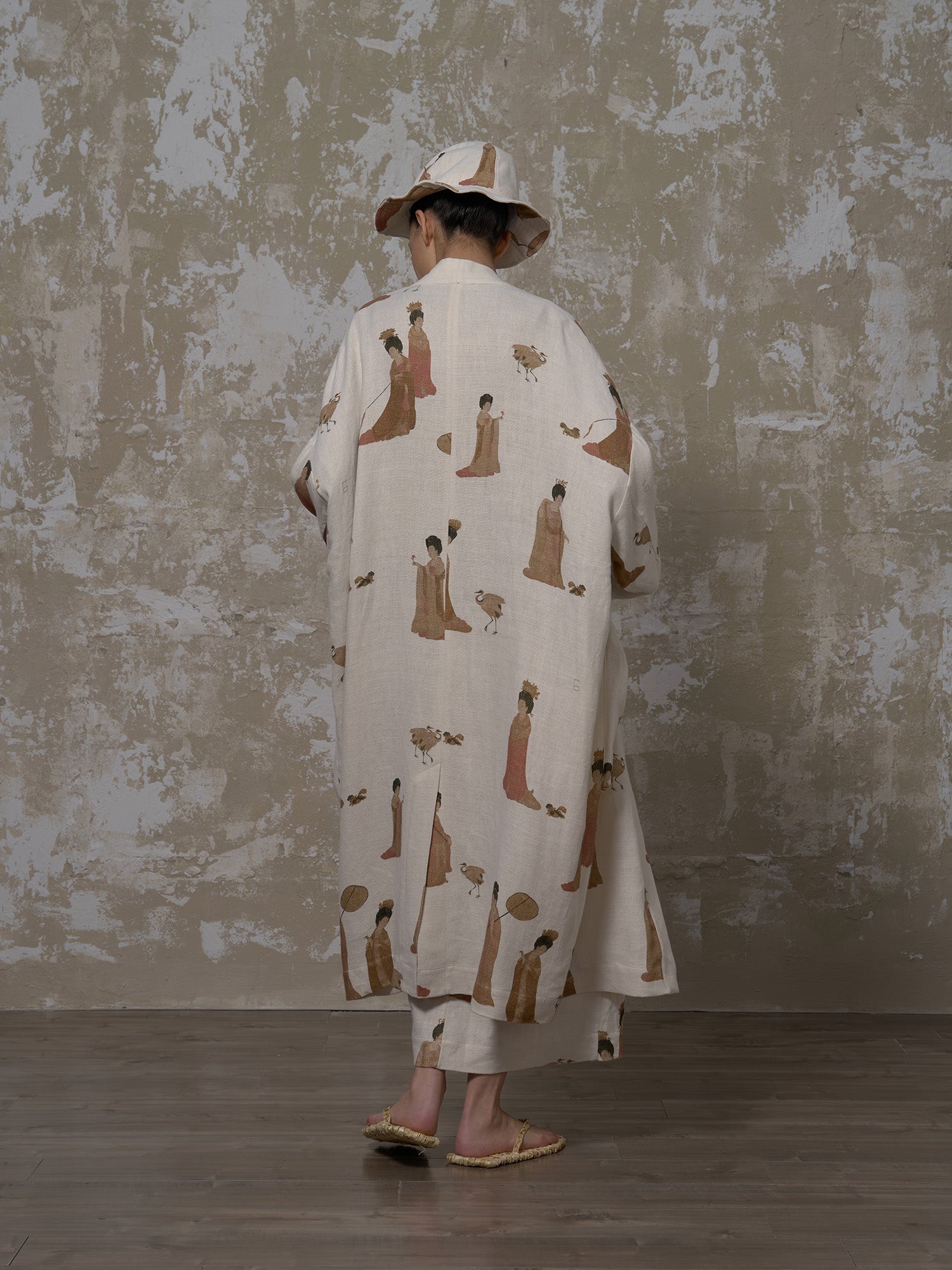 LABELDEL 25SS簪花仕女图白麻印花长袍3