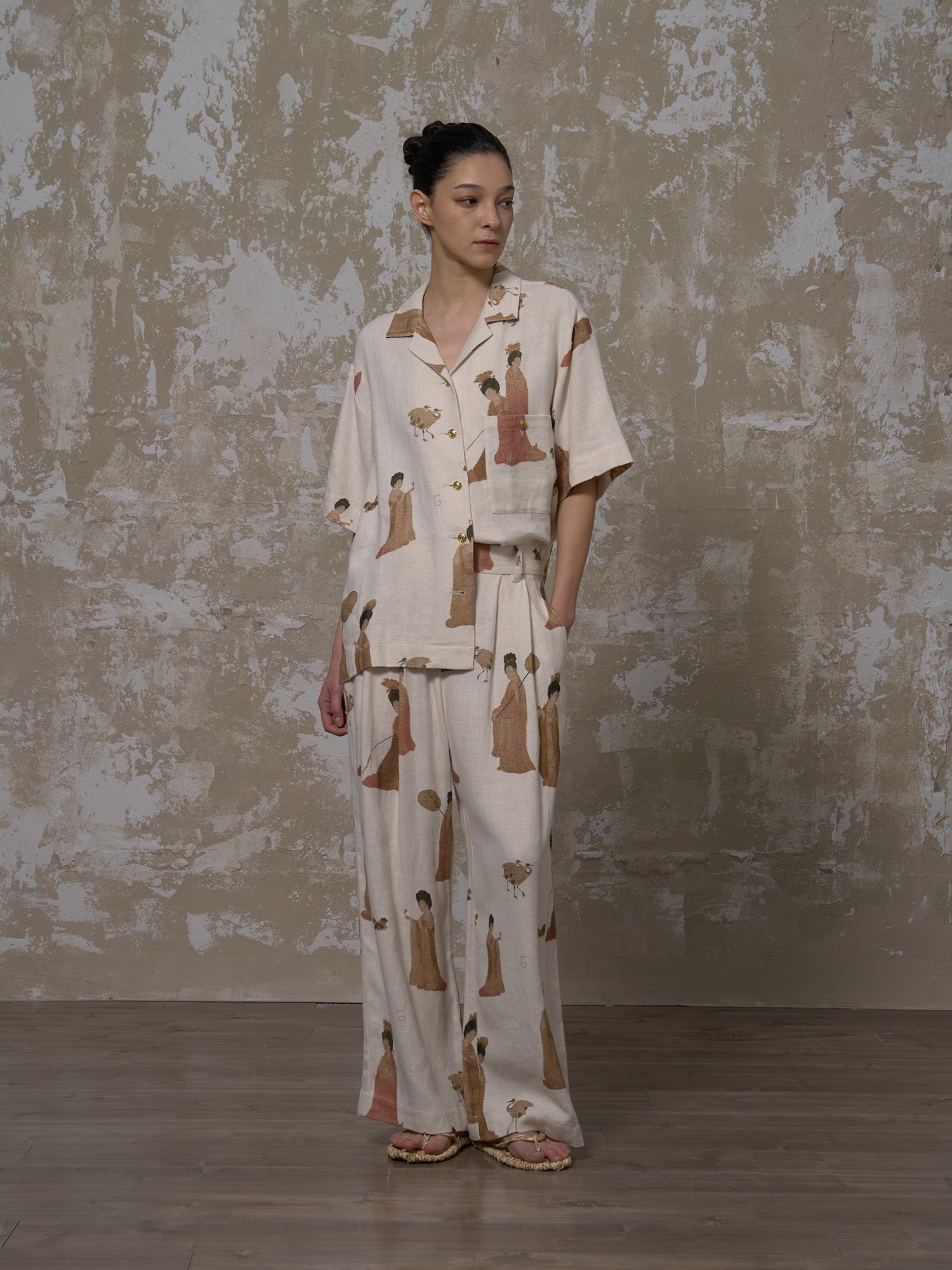 LABELDEL 25SS簪花仕女图白麻印花短袖衬衫1