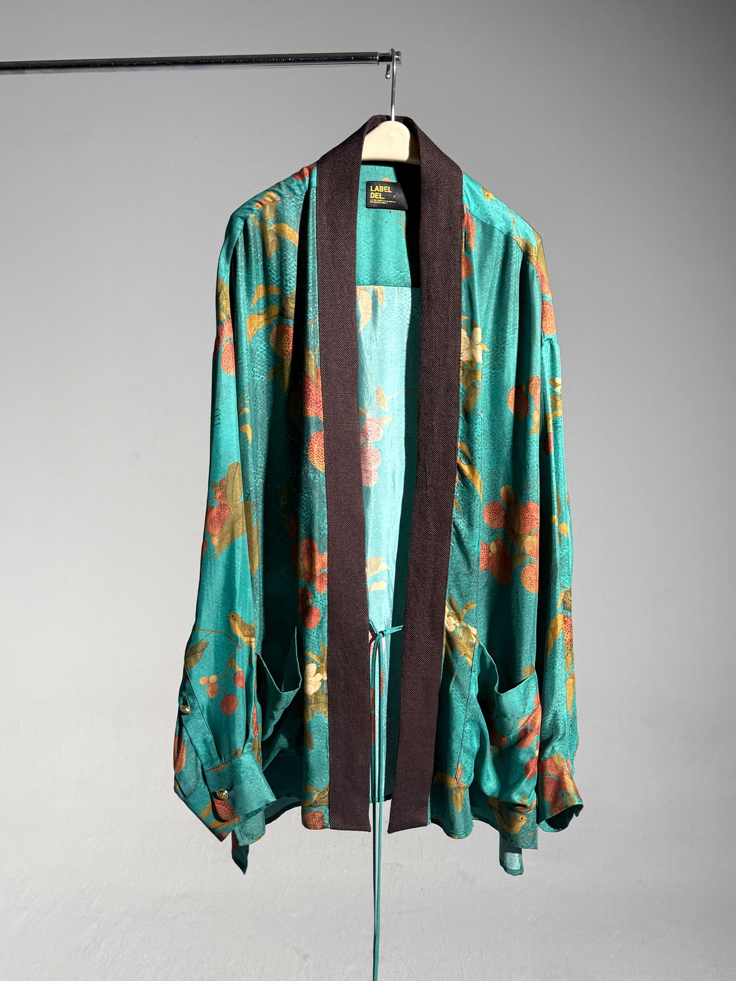 26SS 青荔枝印花铜氨道袍衬衫白底图